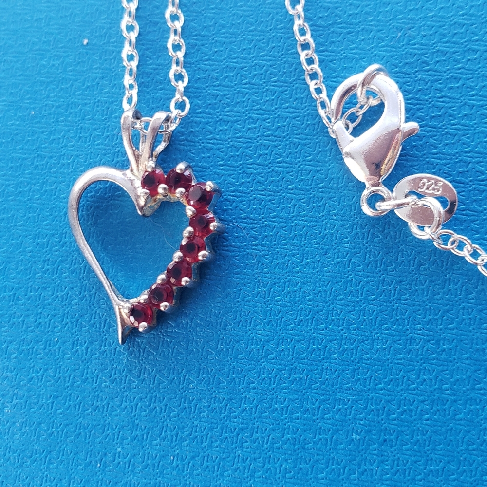 925 sterling silver garnet heart necklace